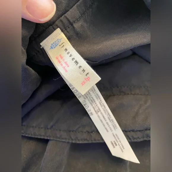 FP Movement Far & Away Pullover Jacket  Black  XS - Picture 8 of 9